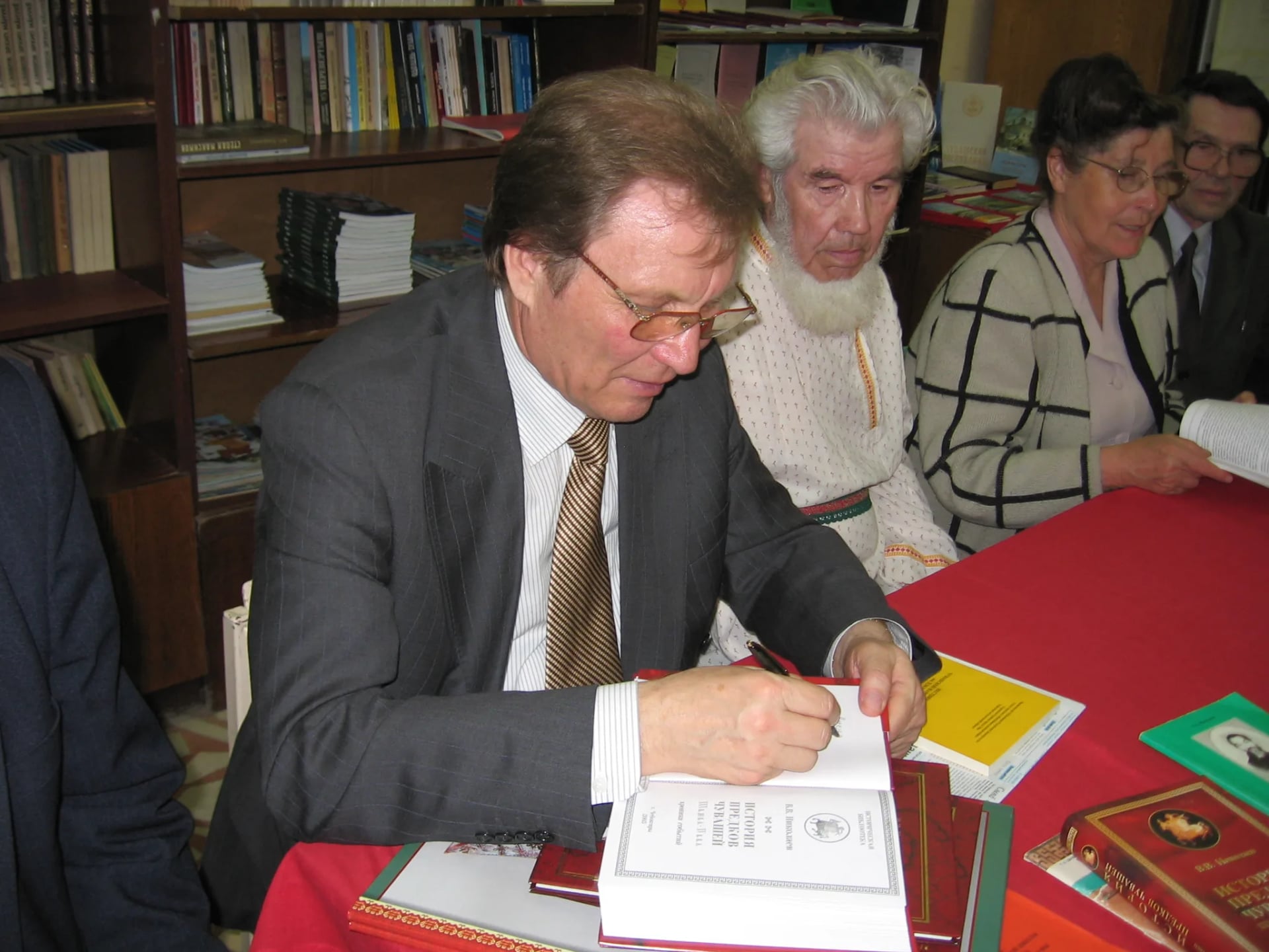 Portrait of Vasiliy Nikolaev (1939–2007) – memorial page