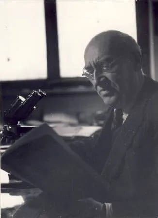 Porträt von Traian Săvulescu (1889–1963) – Gedenkseite