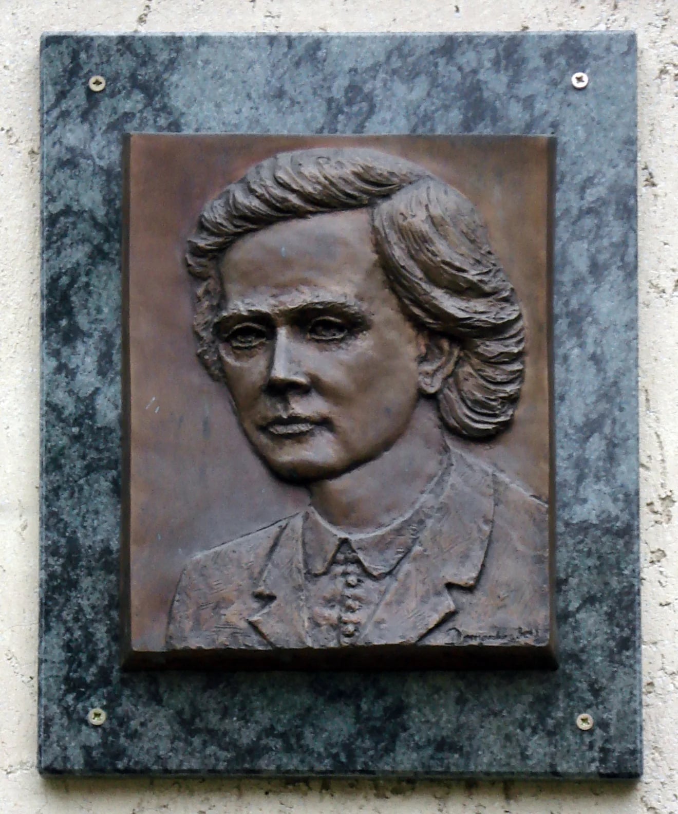Portrait of Ilona Tóth (1932–1957) – memorial page