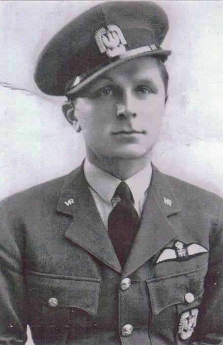 Portrait of Paweł Zenker (1914–1940) – memorial page