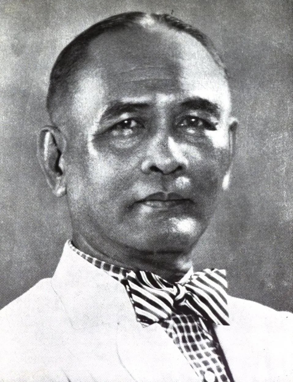 Porträt von Rafael Alunan Sr. (1885–1947) – Gedenkseite