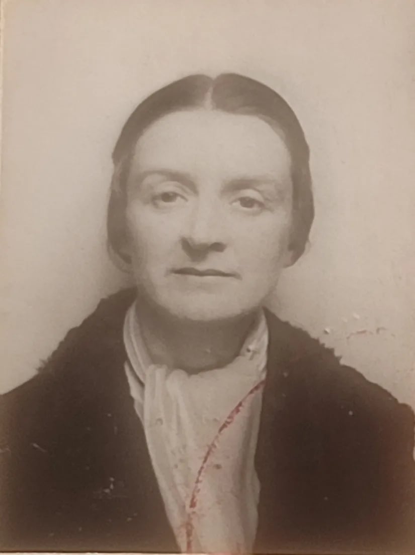 Porträt von Élisabeth Lebeau (1900–1997) – Gedenkseite