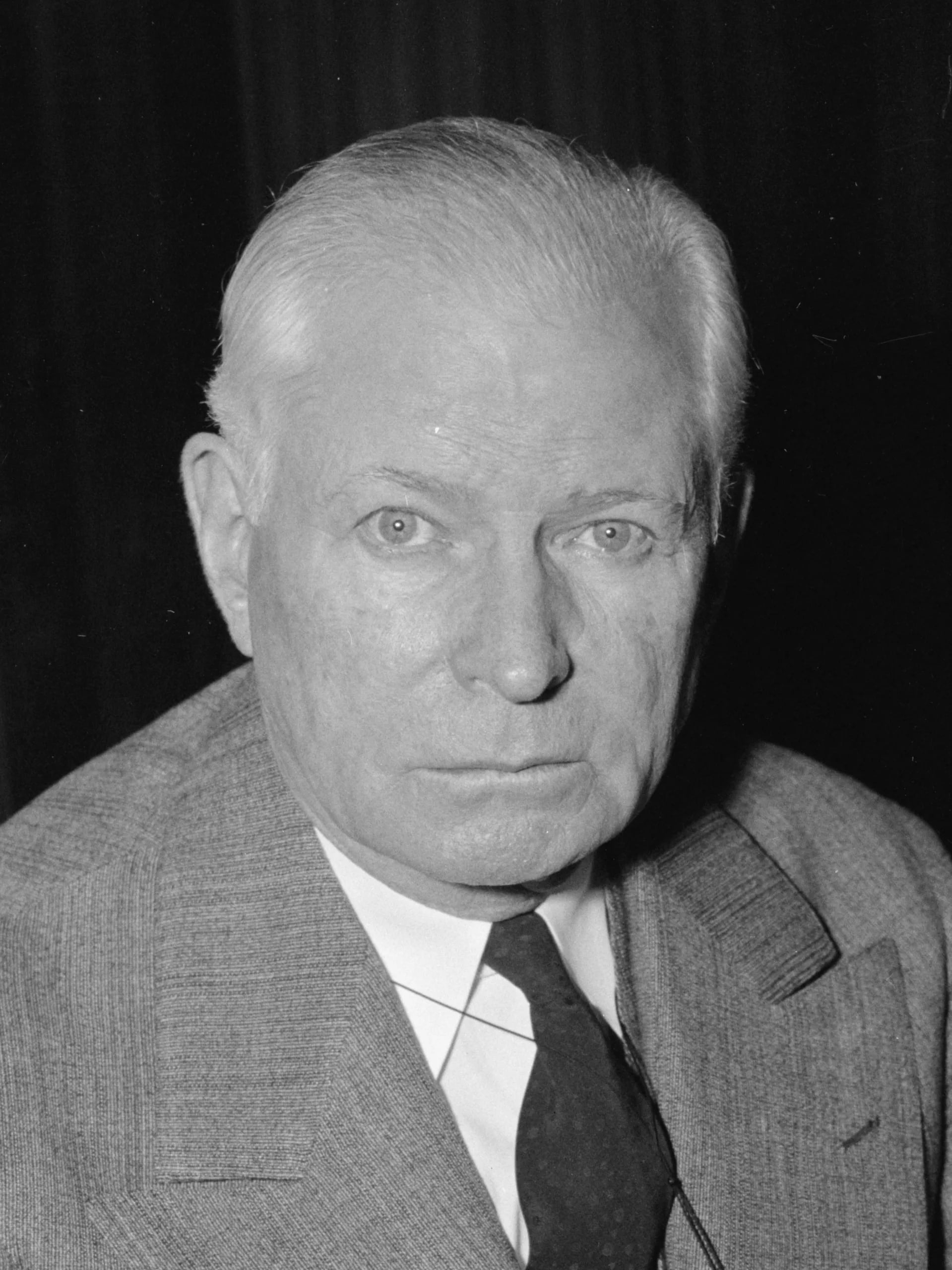 Portrait of Elmer Thomas (1876–1965) – memorial page
