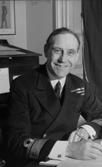 Porträt von Frederick Dalrymple-Hamilton (1890–1974) – Gedenkseite