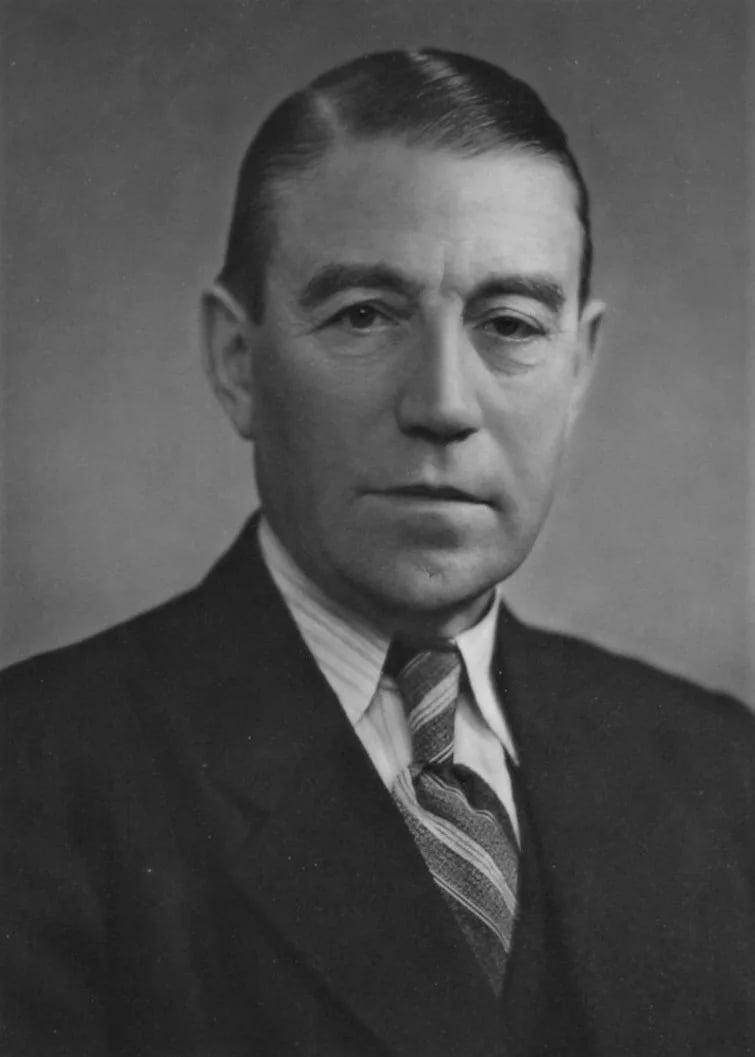 Porträt von Knud Kristensen (1880–1962) – Gedenkseite
