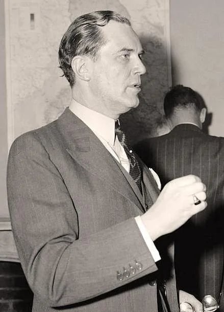 Portrait of Hjalmar Procopé (1889–1954) – memorial page