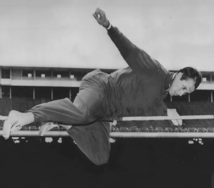 Porträt von Wassili Dmitrijewitsch Kusnezow (1932–2001) – Gedenkseite