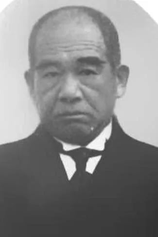 Porträt von Adachi Kenchū (1857–1930) – Gedenkseite