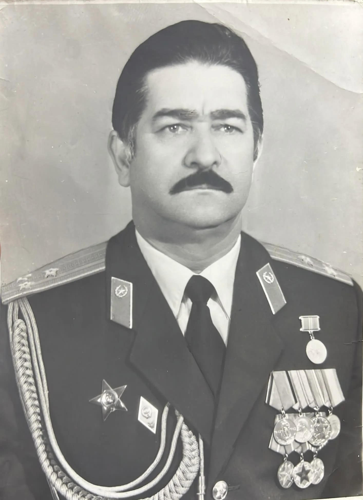 Portrait of Hamlet Huseynov (1932–2023) – memorial page
