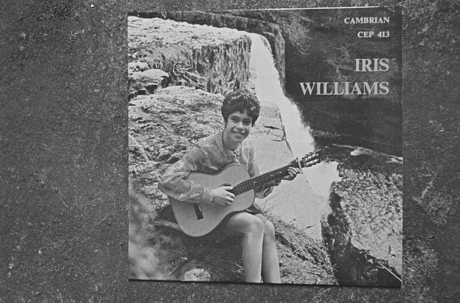 Porträt von Iris Williams (1946–2025) – Gedenkseite