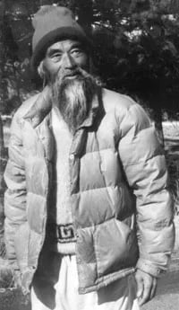 Portrait of Gia-Fu Feng (1919–1985) – memorial page