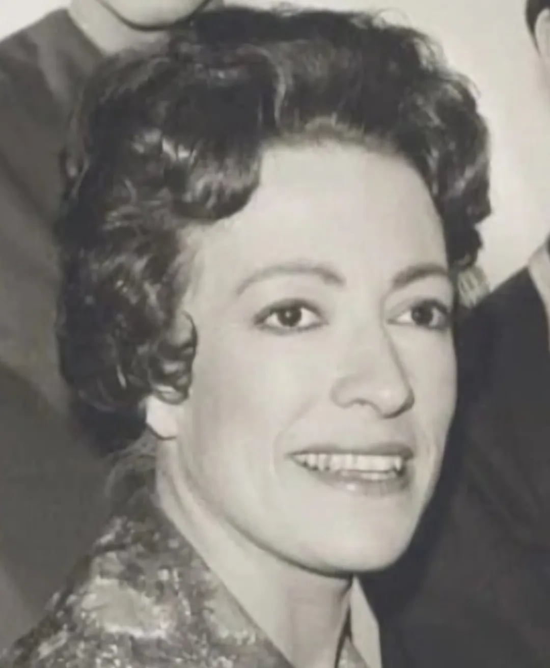 Porträt von Diana Chesney (1916–2004) – Gedenkseite