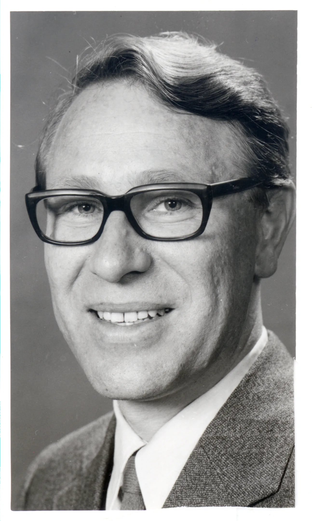 Porträt von Hans Hammond Rossbach (1931–2012) – Gedenkseite