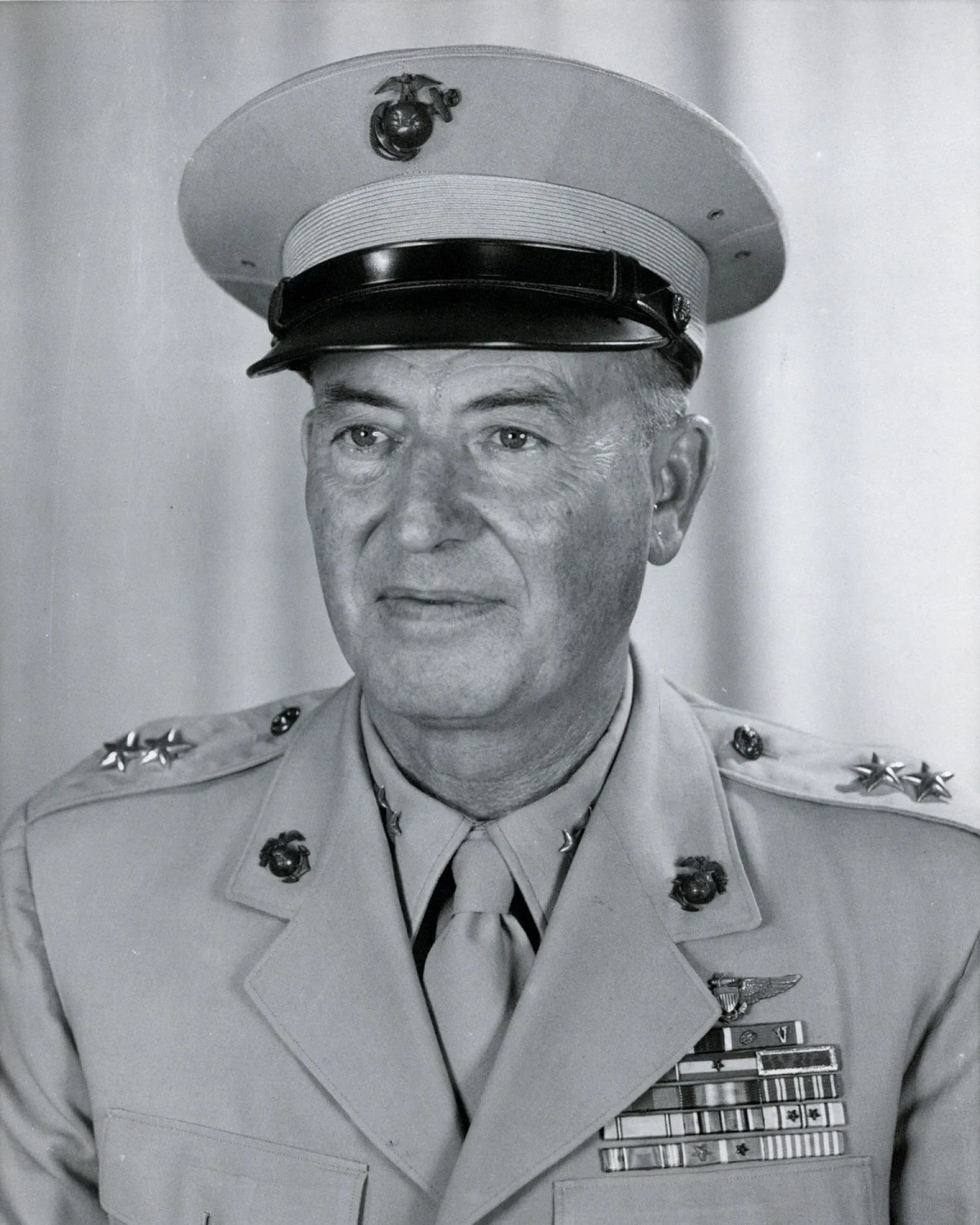 Porträt von Thomas J. Cushman (1895–1972) – Gedenkseite