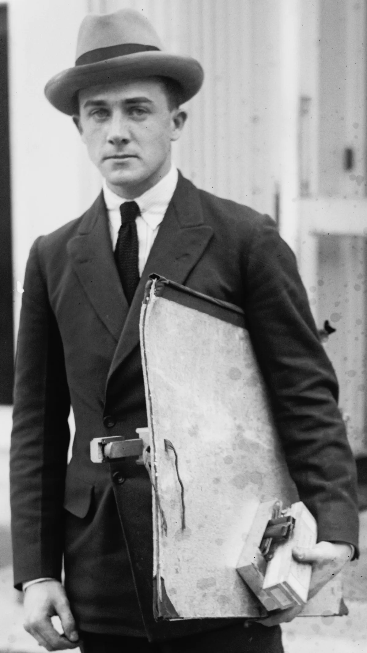 Porträt von Simon Elwes (1902–1975) – Gedenkseite