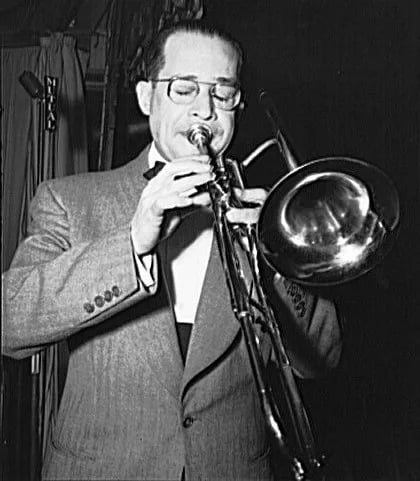 Porträt von Juan Tizol (1900–1984) – Gedenkseite
