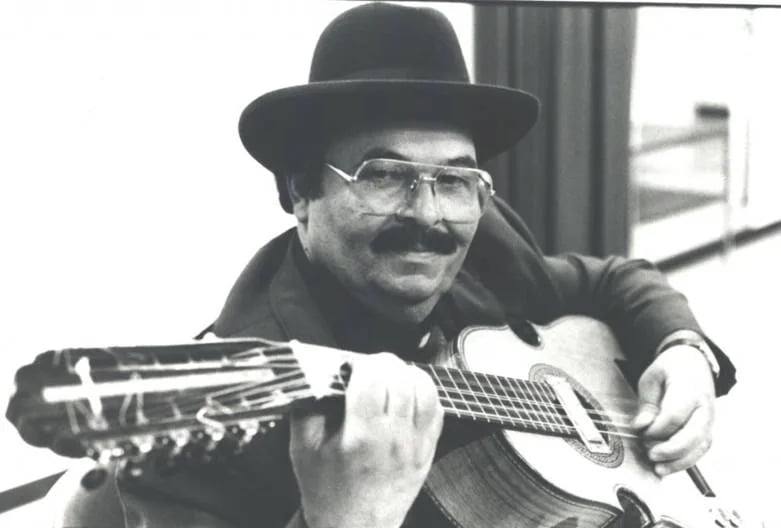 Portrait of Yomo Toro (1933–2012) – memorial page