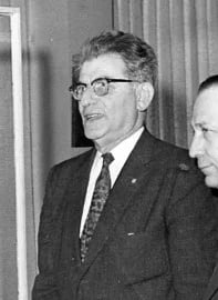 Portrait of Samuel S. Mayerberg (1892–1964) – memorial page