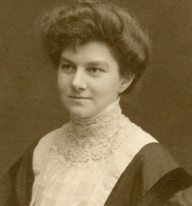 Porträt von Annie Holmström (1880–1953) – Gedenkseite
