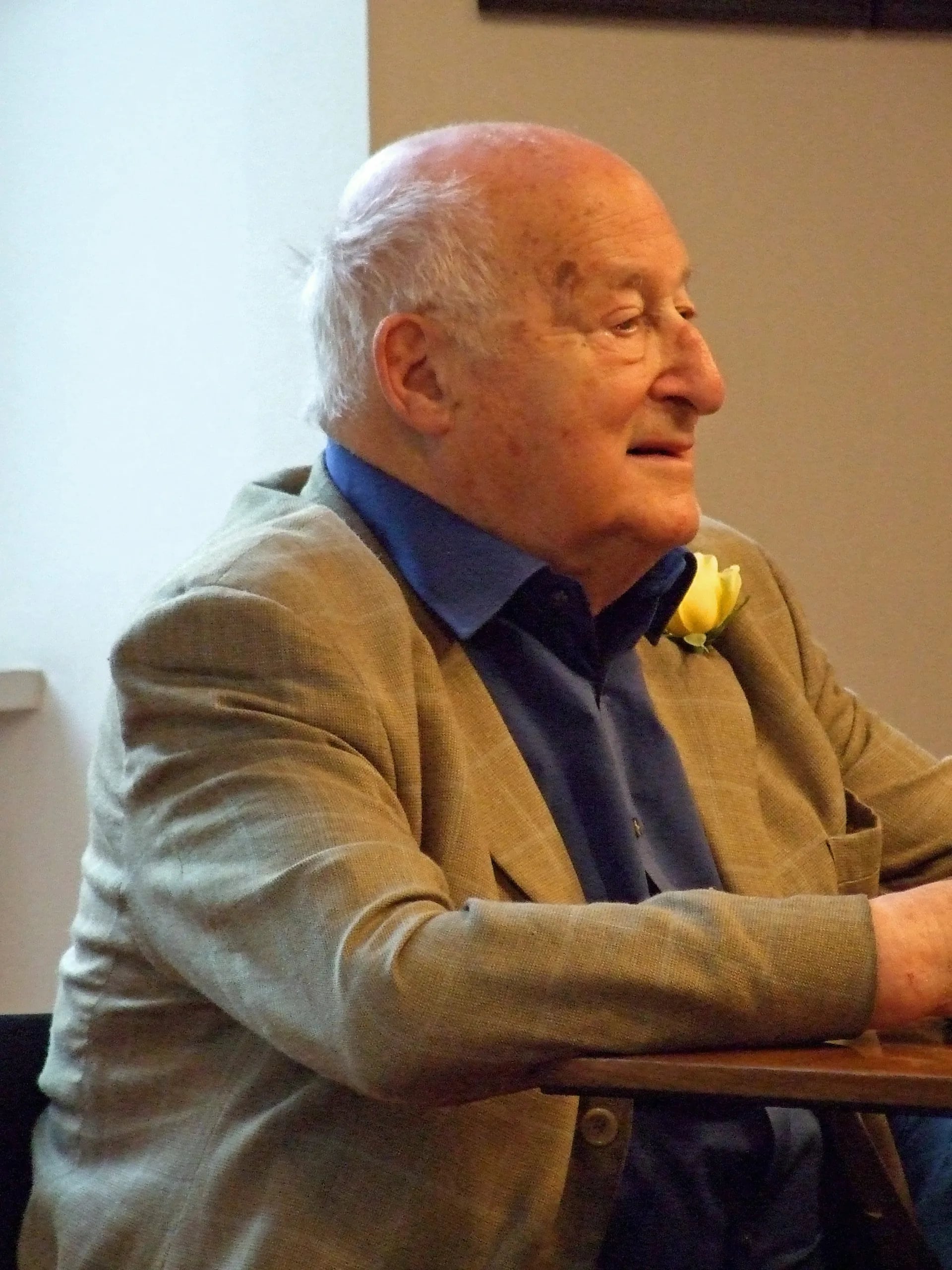 Porträt von Eric Koch (1919–2018) – Gedenkseite