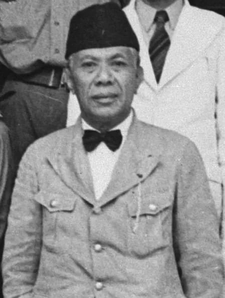 Portrait of Tjakraningrat XII (1886–1953) – memorial page