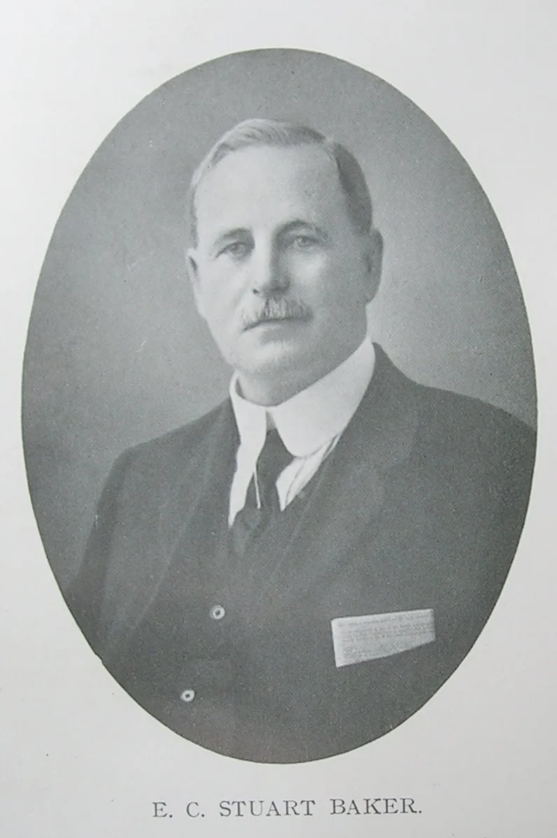 Porträt von Edward Charles Stuart Baker (1864–1944) – Gedenkseite
