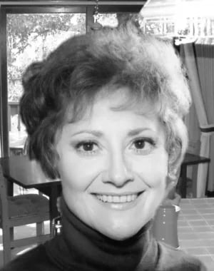 Porträt von Henrietta Valor (1935–2007) – Gedenkseite
