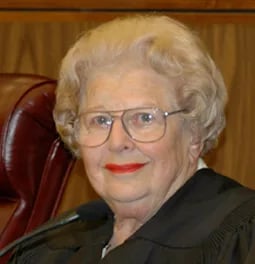 Porträt von Norma Levy Shapiro (1928–2016) – Gedenkseite
