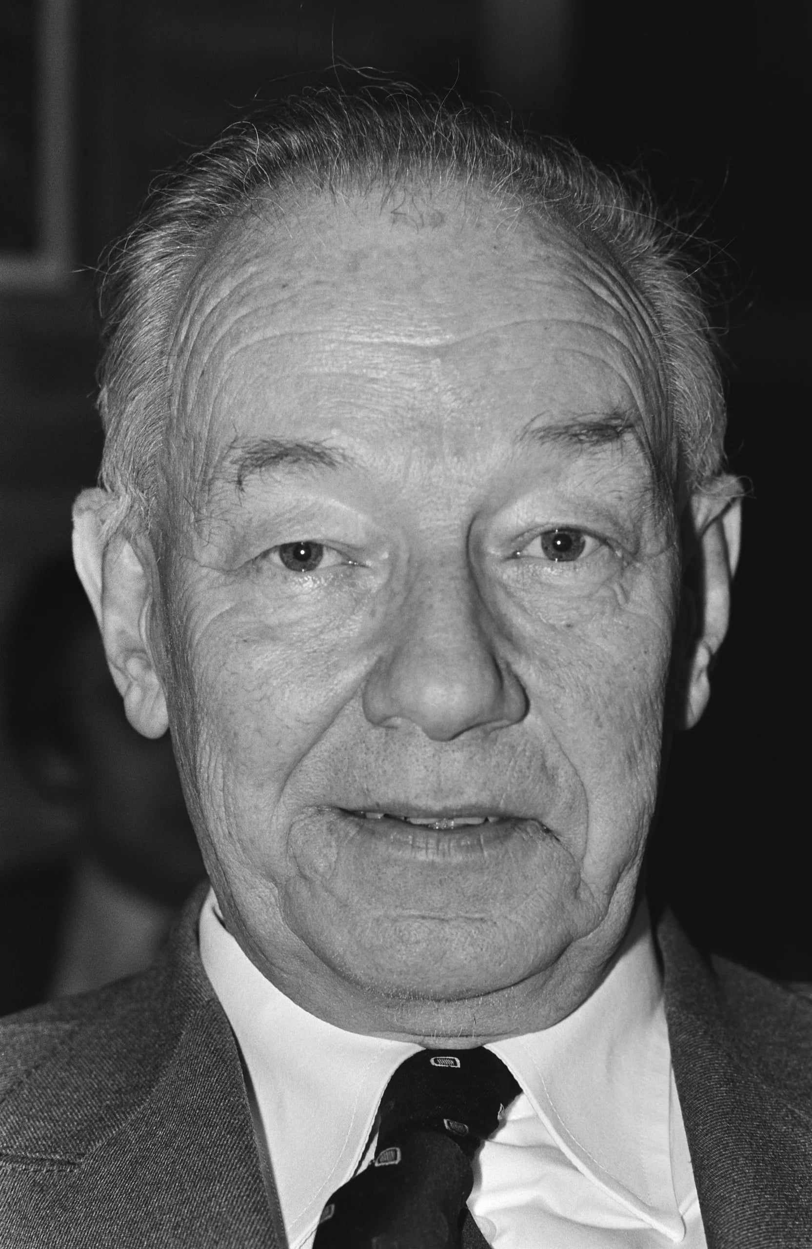 Porträt von Hans Tops (1920–1981) – Gedenkseite