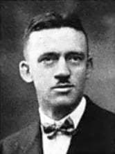 Portrait of Ernest Martin Hennings (1886–1956) – memorial page