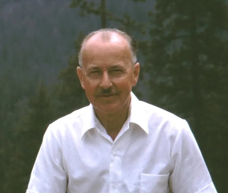 Porträt von Ernst J. Martin (1900–1967) – Gedenkseite