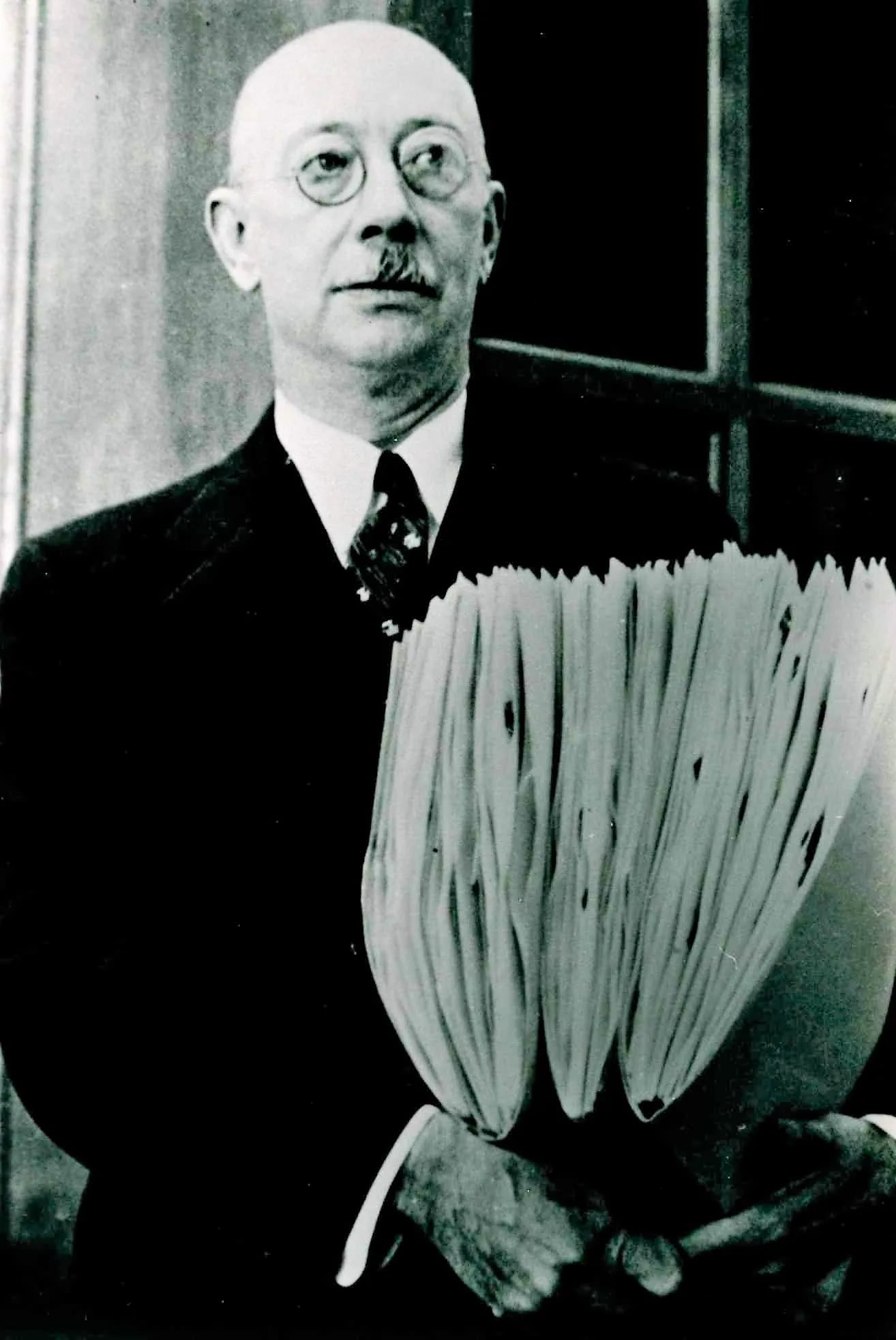 Portrait of Henry Allan Gleason (1882–1975) – memorial page