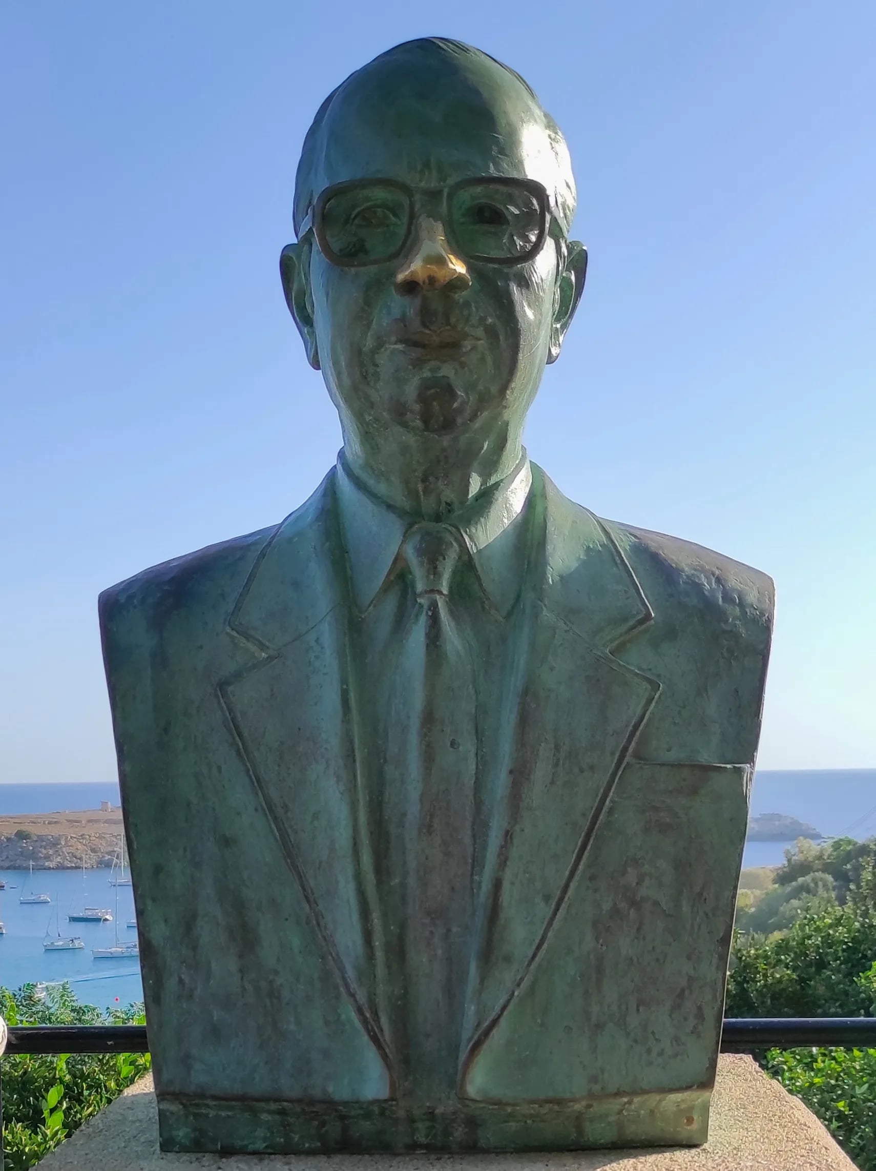 Portrait of Ioannis Zigdis (1913–1997) – memorial page