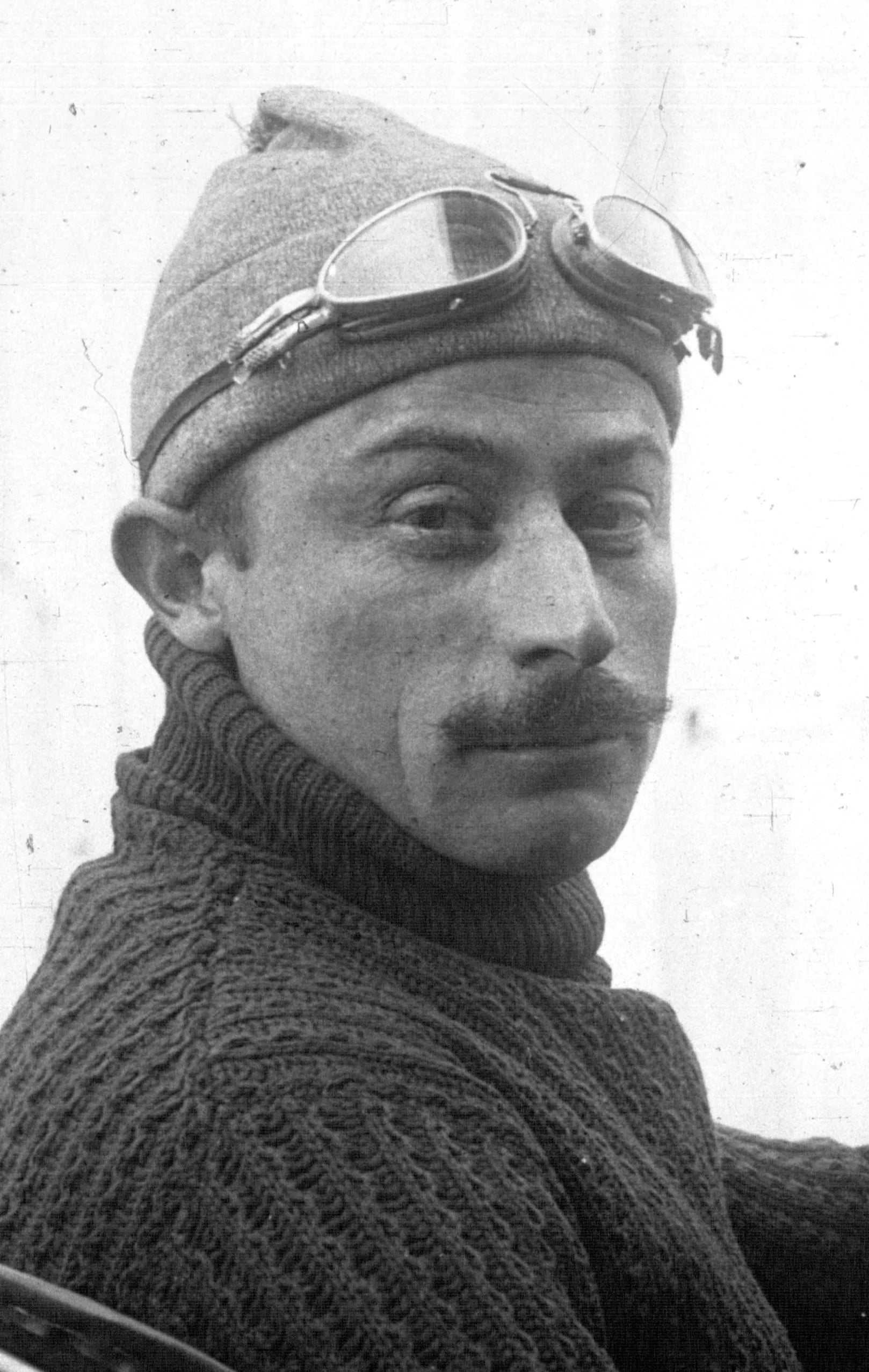 Portrait of Georges Sizaire (1880–1934) – memorial page