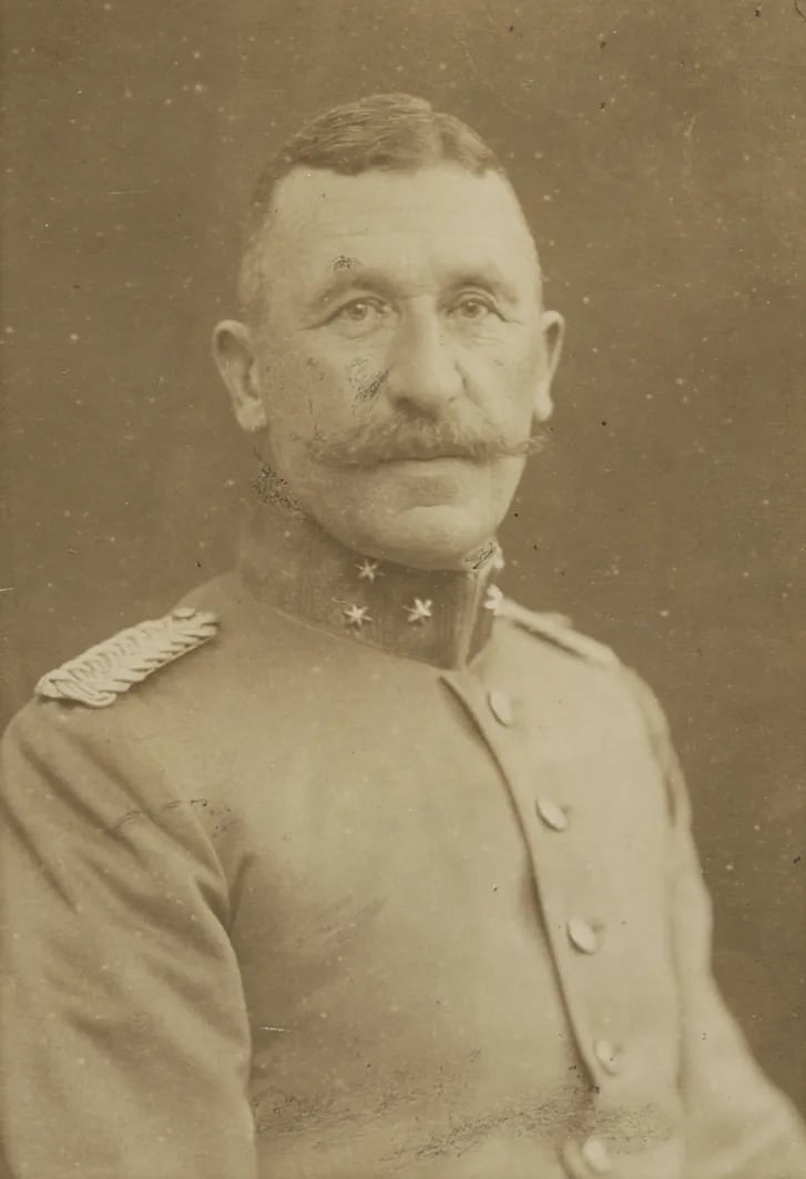 Portrait of Floris Louis van den Hoff (1863–1940) – memorial page