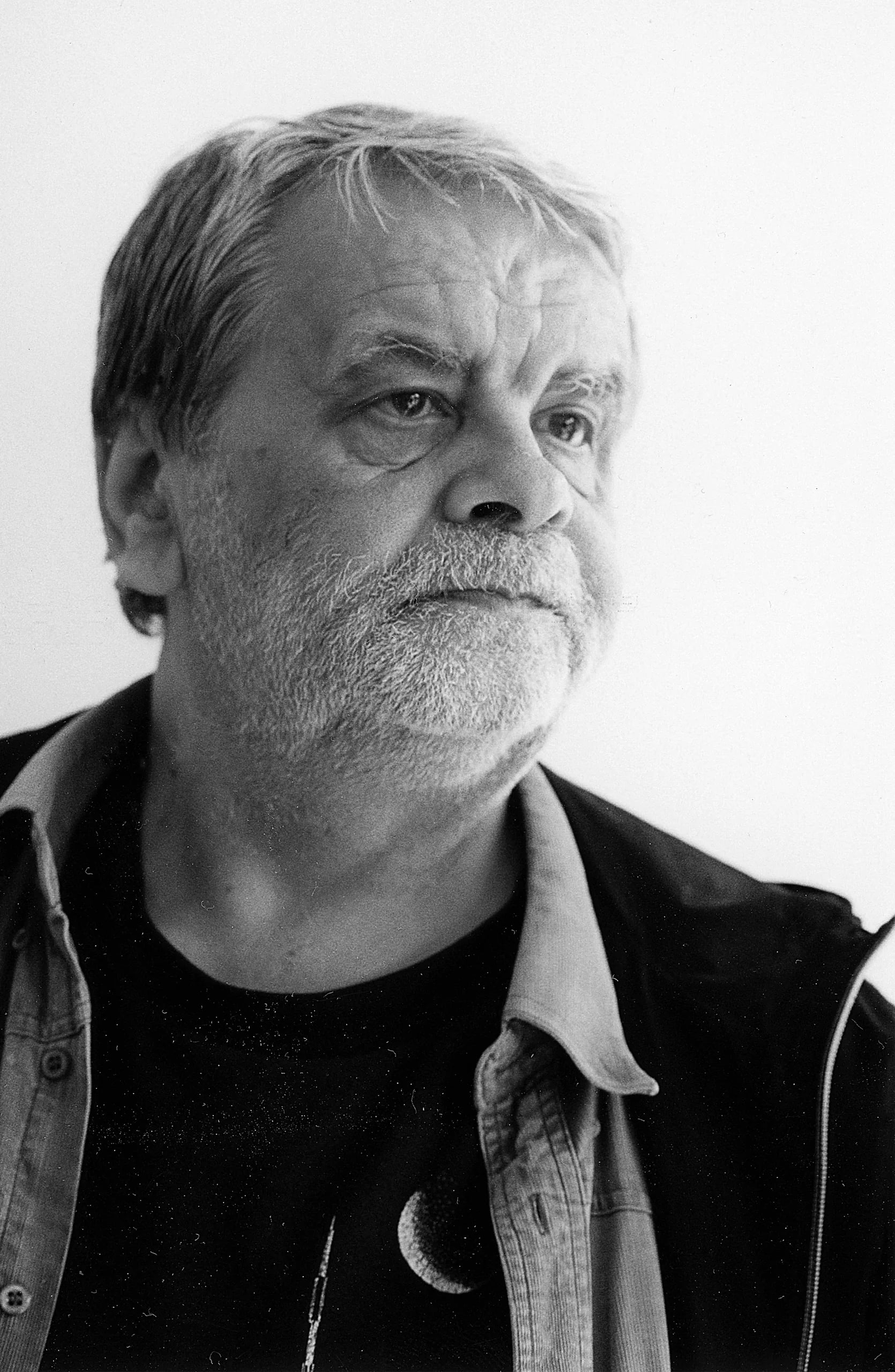 Portrait of Mati Unt (1944–2005) – memorial page
