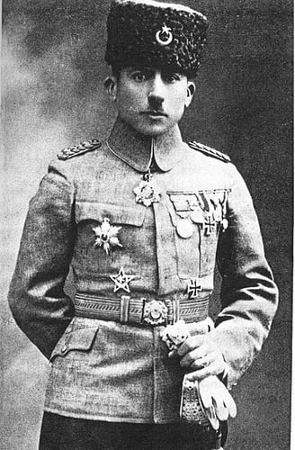 Portrait of Rafael de Nogales (1879–1937) – memorial page