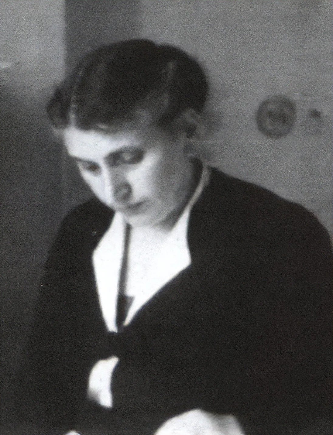 Porträt von Ella Kroch (1896–1942) – Gedenkseite