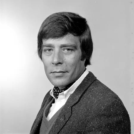 Portrait of Hein van Nievelt (1942–2022) – memorial page