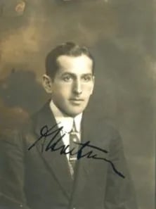 Porträt von Karel Hartmann (1885–1944) – Gedenkseite