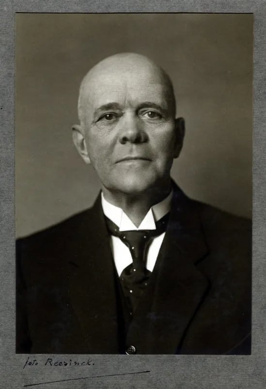 Portrait of Ewaldus Johannes Kist (1871–1936) – memorial page