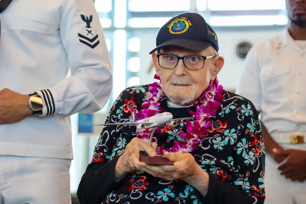 Portrait of Ira "Ike" Schab (1920–2025) – memorial page