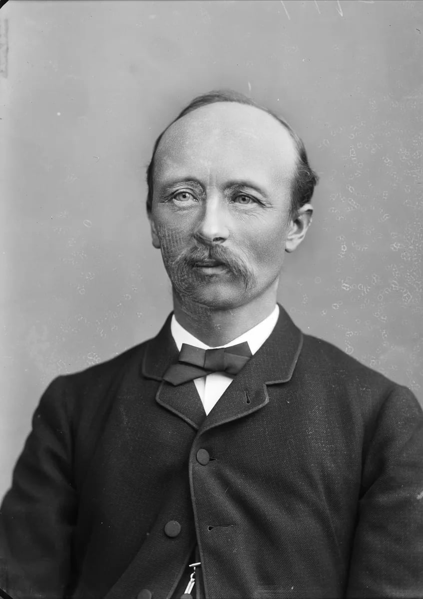 Portrait of Evald Rygh (1842–1913) – memorial page