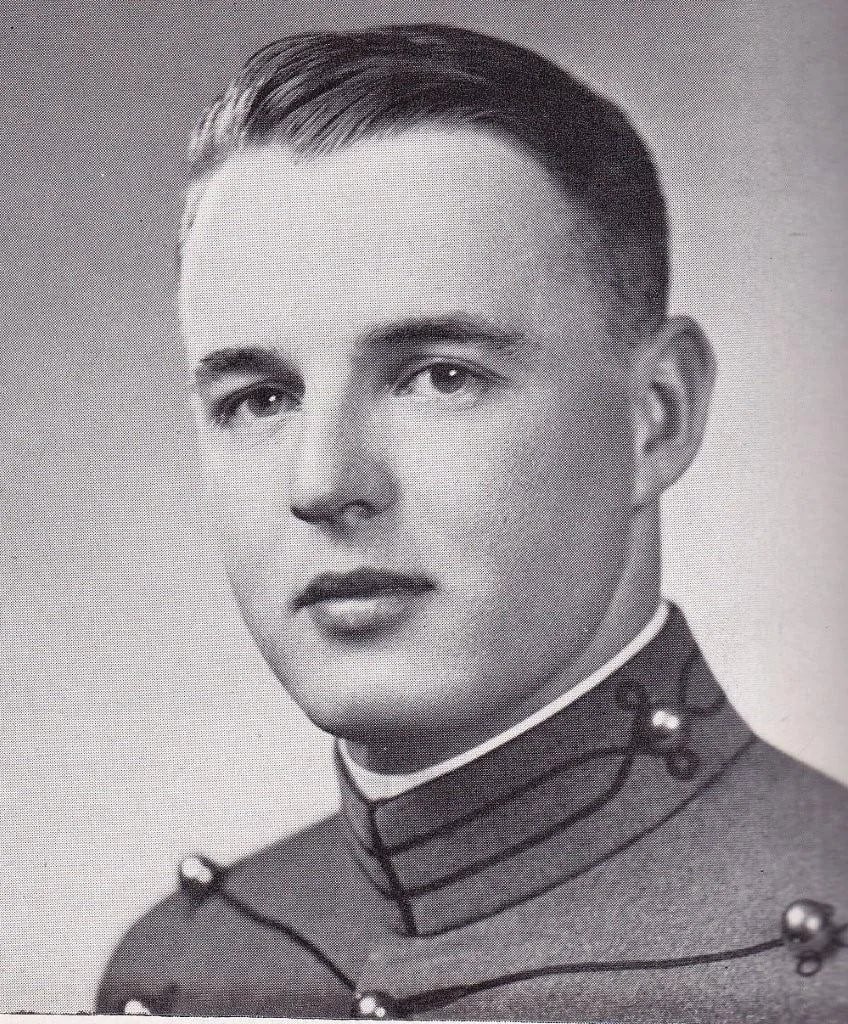Portrait of Glenn Davis (1924–2005) – memorial page