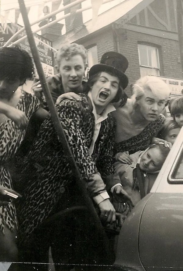 Portrait of Screaming Lord Sutch (1940–1999) – memorial page