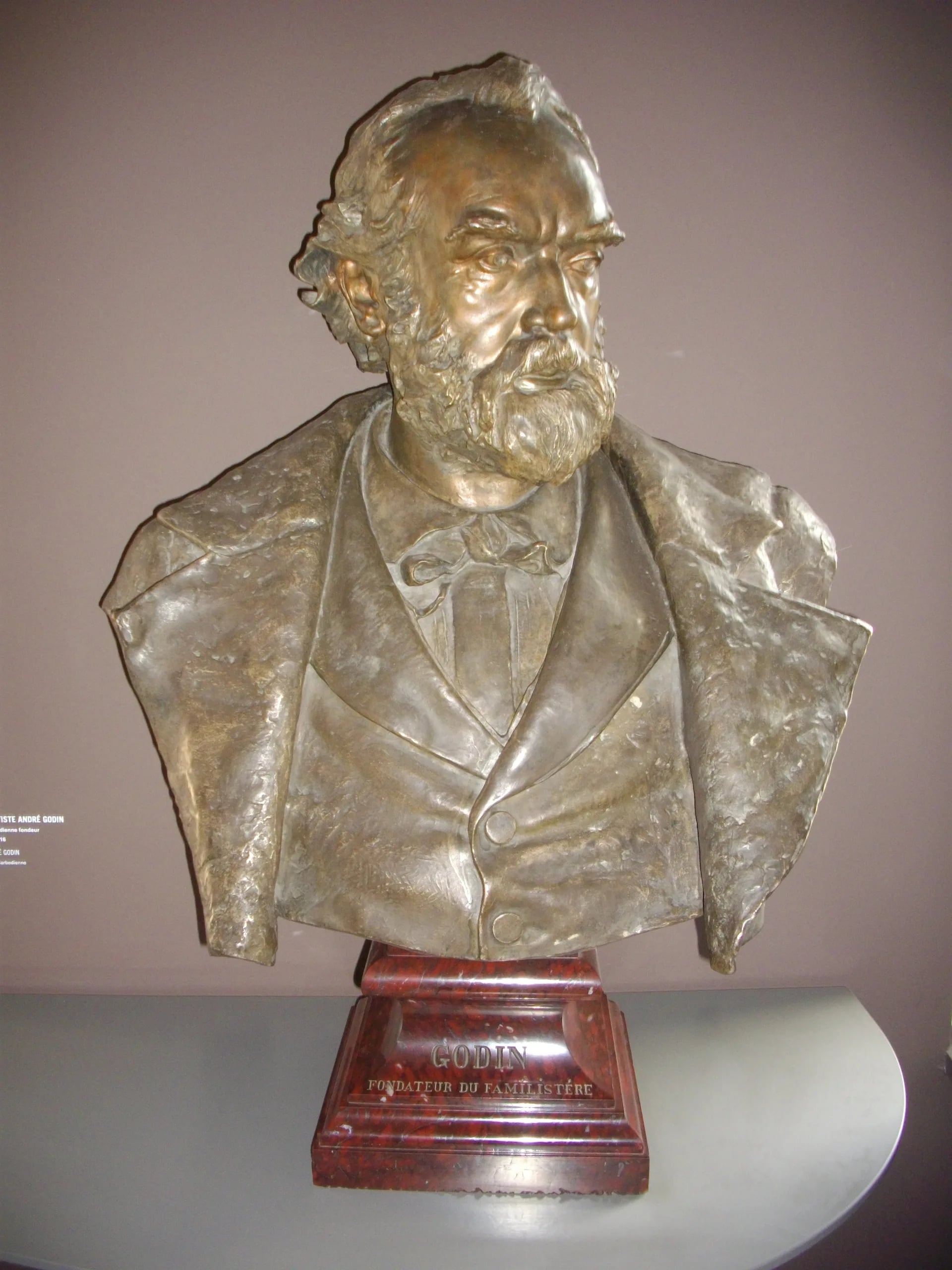 Porträt von Jean-Baptiste André Godin (1817–1888) – Gedenkseite