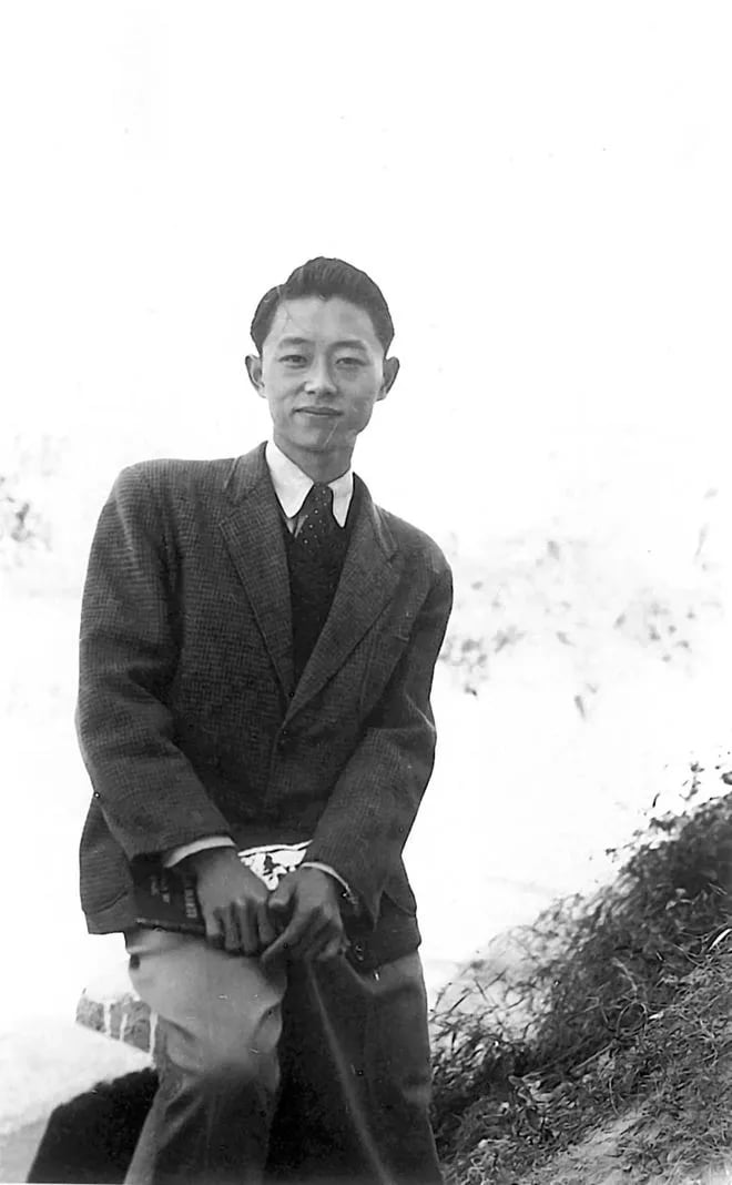 Portrait of Huang Yongyu (1924–2023) – memorial page