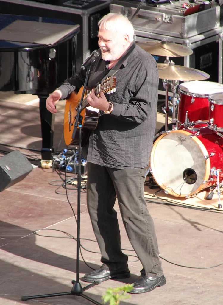 Porträt von Gunther Emmerlich (1944–2023) – Gedenkseite