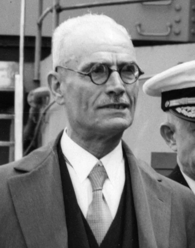 Portrait of Panagiotis Poulitsas (1881–1968) – memorial page