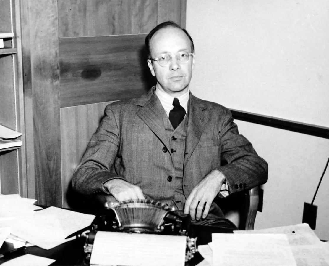 Portrait of John K. Fairbank (1907–1991) – memorial page